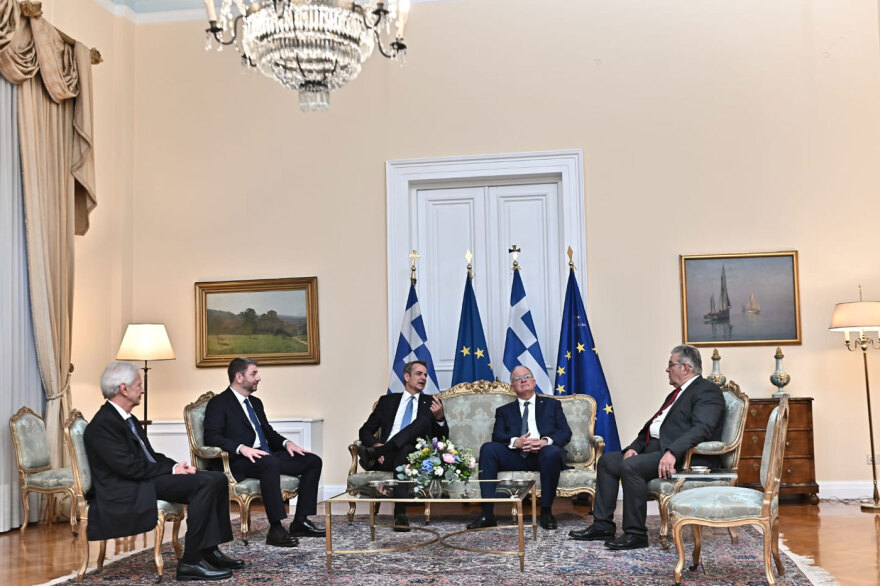 proedriko_megaro_in__4_