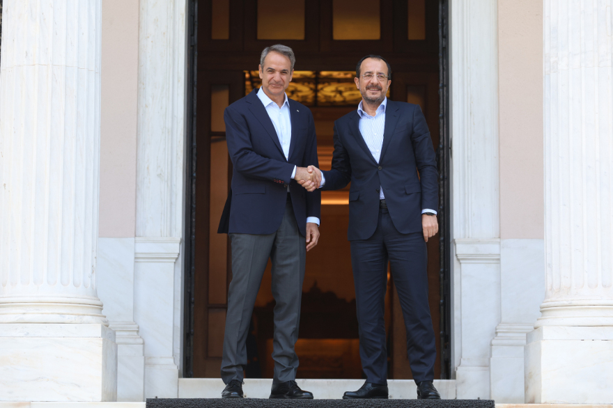 Μητσοτάκης σε Χριστοδουλίδη για το Κυπριακό: Έχουμε σημαντική κινητικότητα, η Ελλάδα στέκεται στο πλευρό της Κύπρου