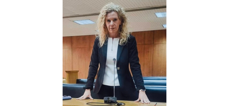 «Είχε έρθει στο νησί με άδεια από τη δουλειά της για τα γενέθλια της κόρης της» λέει η δικηγόρος των γονιών της νεκρής διασώστριας στη Σύρο