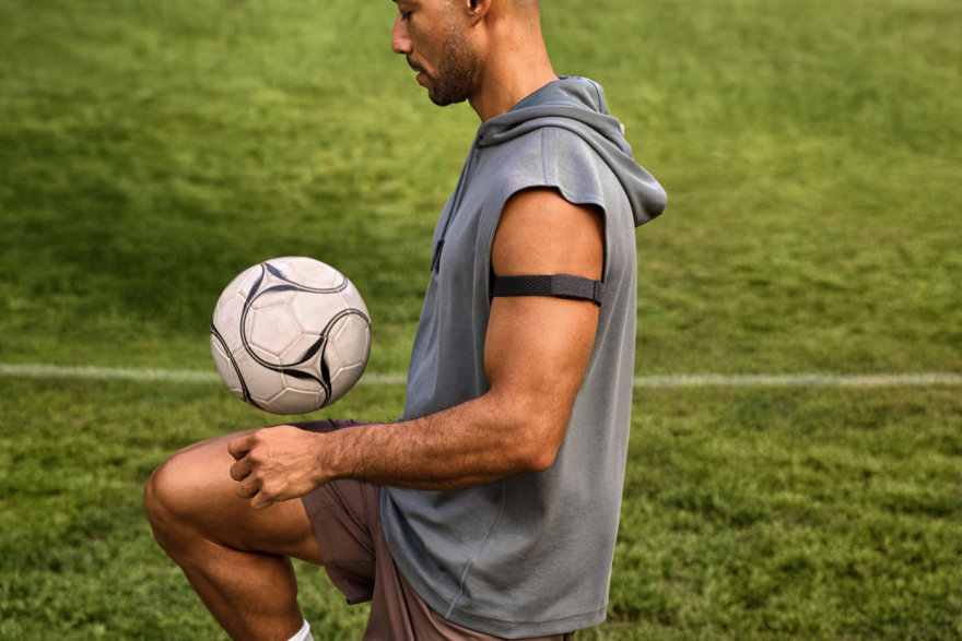 Γνωρίστε το CIRQA Smart Band: Η συσκευή παρακολούθησης υγείας και ευεξίας χωρίς οθόνη της Garmin