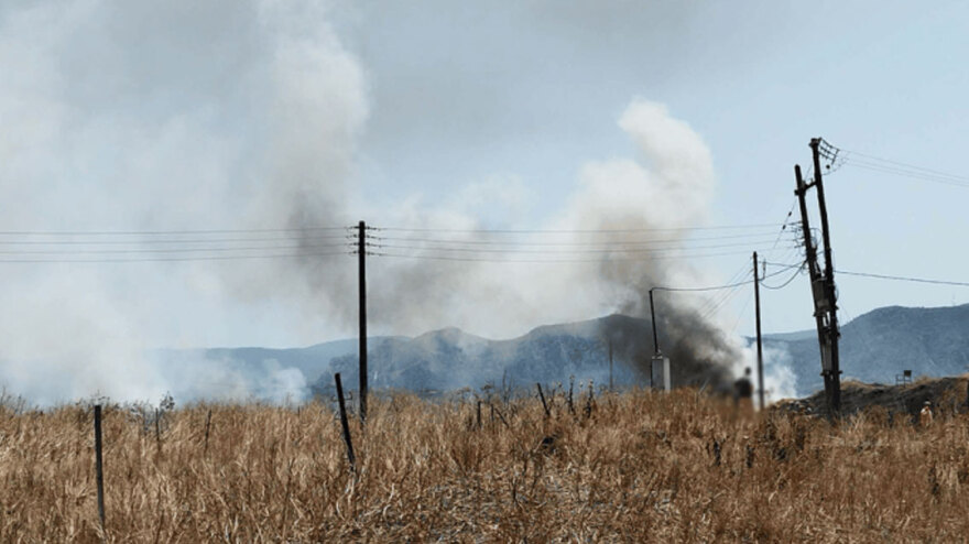 Μεγάλη πυρκαγιά σε εργοστάσιο στην Κόρινθo μετά από έκρηξη, ανασύρθηκε σορός ατόμου