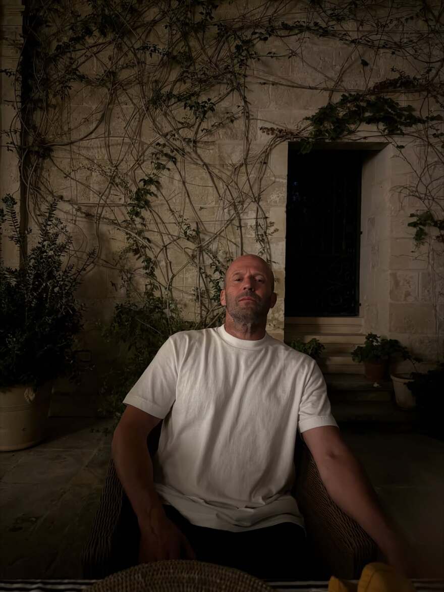 Η ανάρτηση της Ρόζι Χάντινγκτον για τα 59α γενέθλια του Τζέισον Στέιθαμ: Είσαι η καθημερινή μας έμπνευση, σ' αγαπάμε