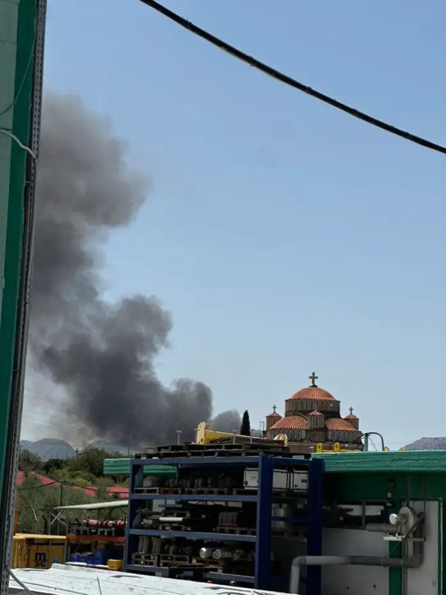 &Mu;&epsilon;&gamma;ά&lambda;&eta; &pi;&upsilon;&rho;&kappa;&alpha;&gamma;&iota;ά &sigma;&epsilon; &epsilon;&rho;&gamma;&omicron;&sigma;&tau;ά&sigma;&iota;&omicron; &sigma;&tau;&eta;&nu; &Kappa;ό&rho;&iota;&nu;&theta;o &mu;&epsilon;&tau;ά &alpha;&pi;ό έ&kappa;&rho;&eta;&xi;&eta;, &alpha;&nu;&alpha;&sigma;ύ&rho;&theta;&eta;&kappa;&epsilon; &sigma;&omicron;&rho;ό&sigmaf; &alpha;&tau;ό&mu;&omicron;&upsilon;