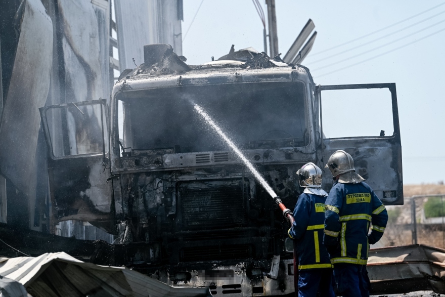 Στον εισαγγελέα σήμερα οι 3 συλληφθέντες για τη φονική έκρηξη στο εργοστάσιο στα Εξαμίλια Κορινθίας, δείτε βίντεο
