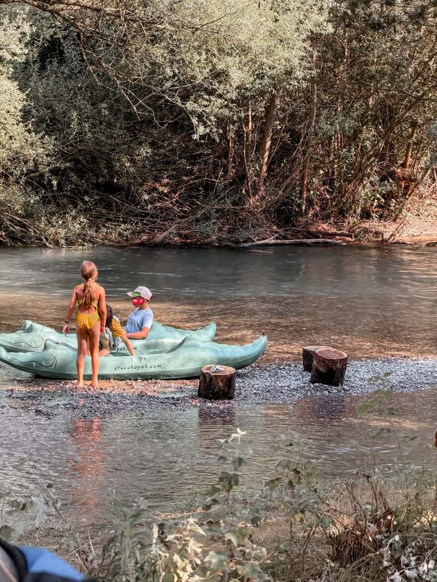 Πηνελόπη Πλάκα: Εξόρμηση για ράφτινγκ στον ποταμό Λάδωνα – Οι εντυπωσιακές φωτογραφίες Η Πηνελόπη Πλάκα έκανε ράφτινγκ στον ποταμό Λάδωνα, δείτε φωτογραφίες