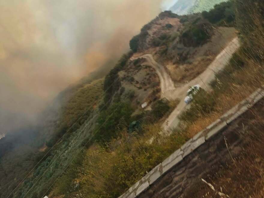 Φωτιά τώρα σε δασική έκταση στο Κομπότι Άρτας, μήνυμα του 112 για ετοιμότητα 
