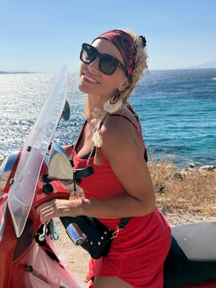Η Ελεωνόρα Ζουγανέλη υποδέχτηκε τον Αύγουστο με μία ανάρτηση στο Instagram: «Ήρθε σαν γνώριμος επισκέπτης»