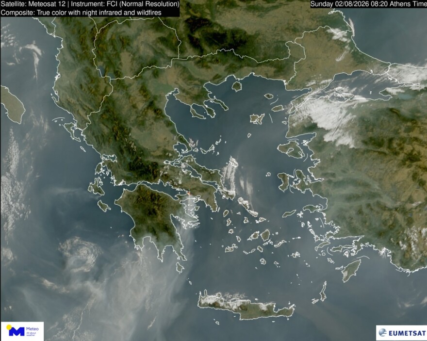 «Mega fire» η πυρκαγιά της Αττικοβοιωτίας: Δείτε χάρτη από δορυφόρο με τα ενεργά μέτωπα