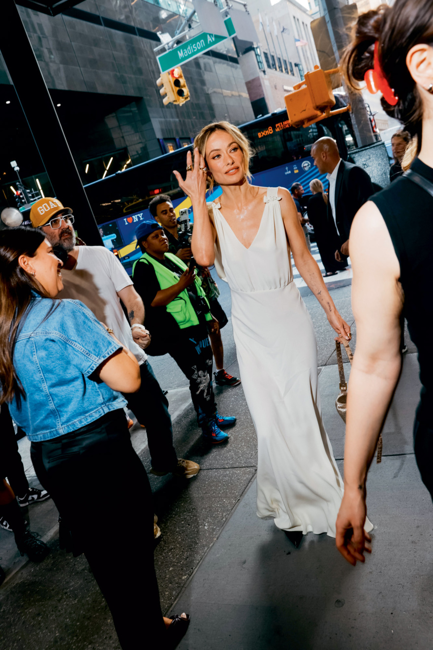 Olivia Wilde - «Πρέπει να αναλάβουμε την ευθύνη για τη δική μας ευτυχία»