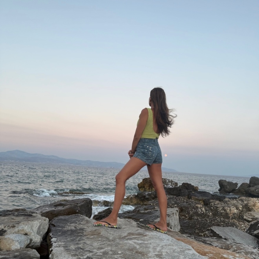 Σταματίνα Τσιμτσιλή: Οι φωτογραφίες από τις οικογενειακές διακοπές της στην Πάρο
