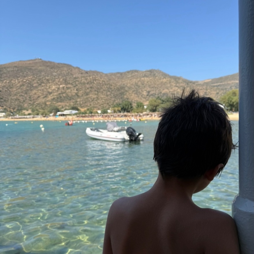 Σταματίνα Τσιμτσιλή: Οι φωτογραφίες από τις οικογενειακές διακοπές της στην Πάρο
