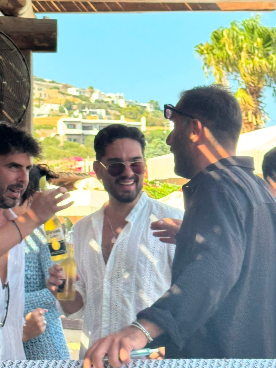 Στην Πάρο ο Χρήστος Μάστορας, δείτε βίντεο και φωτογραφίες