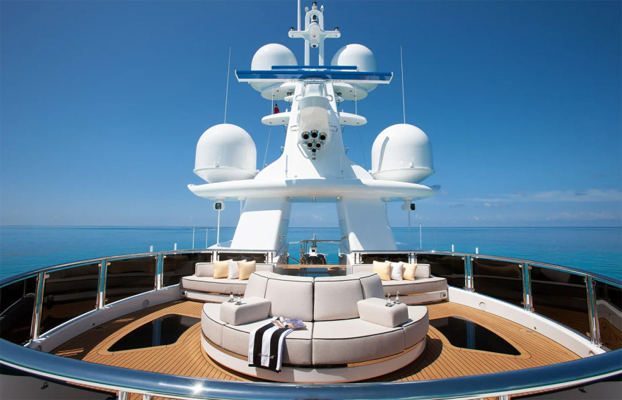 Στο mega yacht «Boardwalk» στην Κέρκυρα η δεξίωση για τα 250 χρόνια από την αμερικανική ανεξαρτησία - Δείτε φωτογραφίες και βίντεο