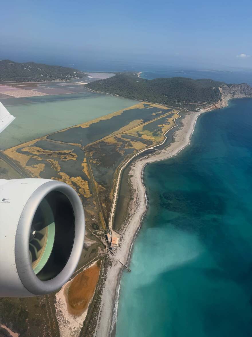 Σιμώνη Χριστοδούλου: Το φωτογραφικό άλμπουμ από το ταξίδι με τον Αντρέα Γεωργίου στην Ίμπιζα Η Σιμώνη Χριστοδούλου ανέβασε φωτογραφίες από το ταξίδι της με τον Αντρέα Γεωργίου στην Ίμπιζα