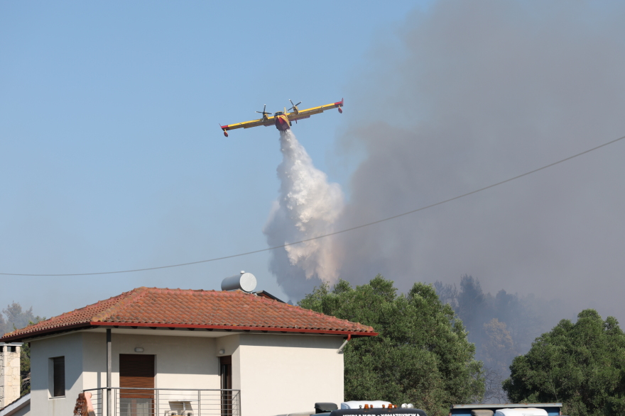 fotia-canadair-xalkidiki