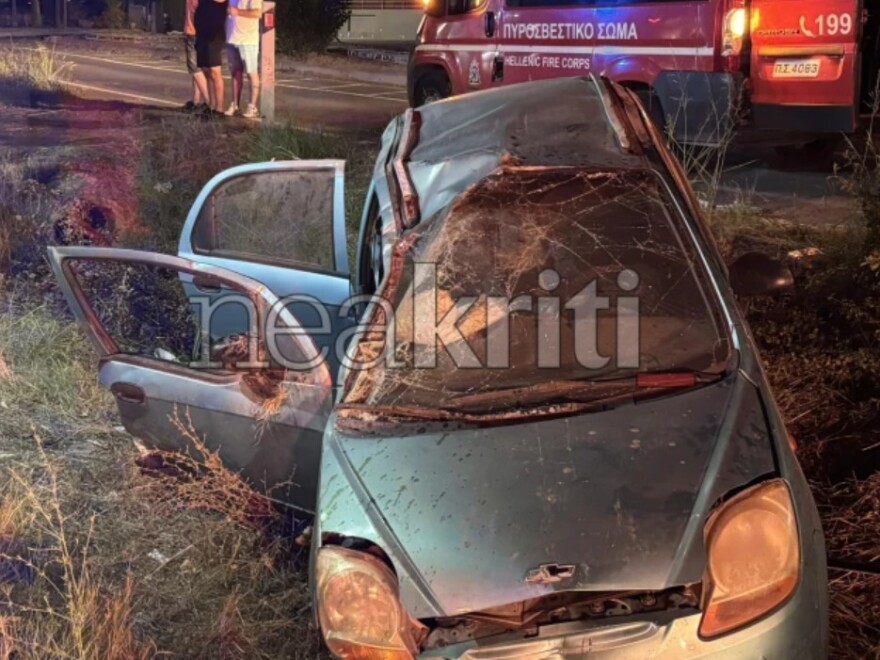 Σοβαρό τροχαίο με δύο εγκλωβισμένους στην Εθνική Οδό Ηρακλείου–Μοιρών, δείτε βίντεο και φωτογραφίες