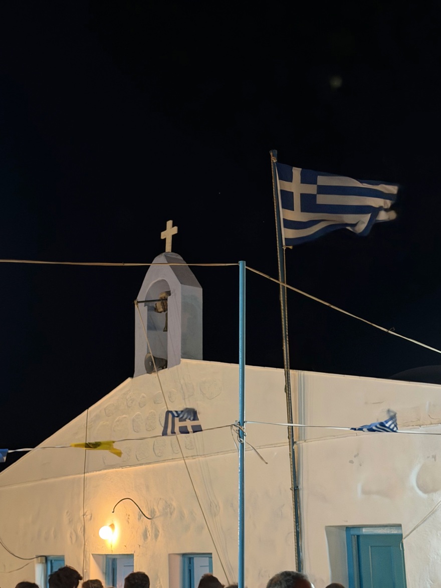 Η Ηλιάνα Παπαγεωργίου χόρεψε σε πανηγύρι, δείτε βίντεο