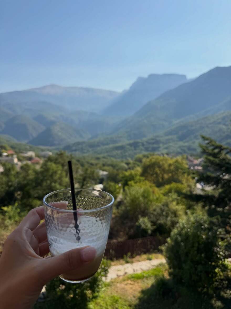 Ο Φίλιππος Μιχόπουλος και η Κωνσταντίνα Ευριπίδου έκαναν ράφτινγκ στον Βοϊδομάτη, δείτε φωτογραφίες