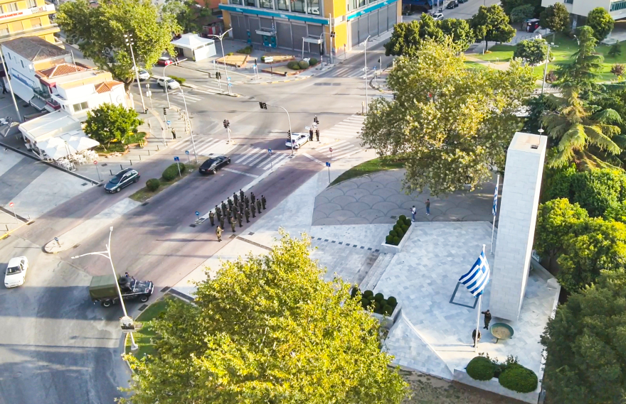 «Μια Σημαία, μια Ελλάδα»: Το βίντεο του ΓΕΣ με την έπαρση της ελληνικής σημαίας από την ηπειρωτική χώρα έως τα νησιά