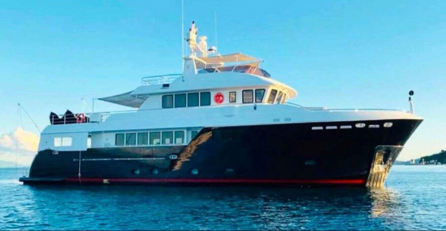 Βρετανός απατεώνας παρίστανε τον εκατομμυριούχο και «έγδυσε» 4 γυναίκες που γνώρισε μέσω Tinder, πάνω από 79.000 ευρώ η λεία του