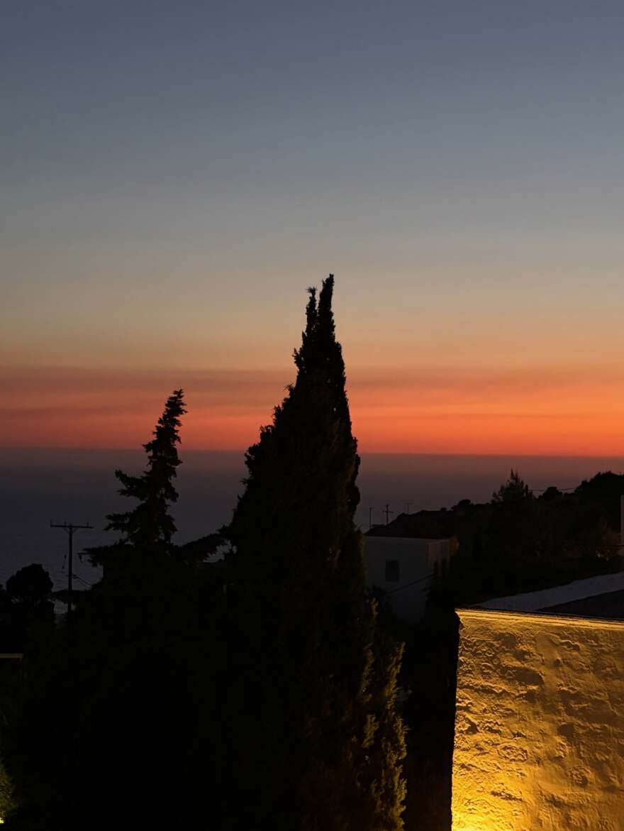 Διακοπές στην Ελλάδα έκανε η διευθύντρια δημοσίων σχέσεων του Dior Couture λίγο πριν το θανατηφόρο τροχαίο της - Οι φωτογραφίες από την Πάτμο