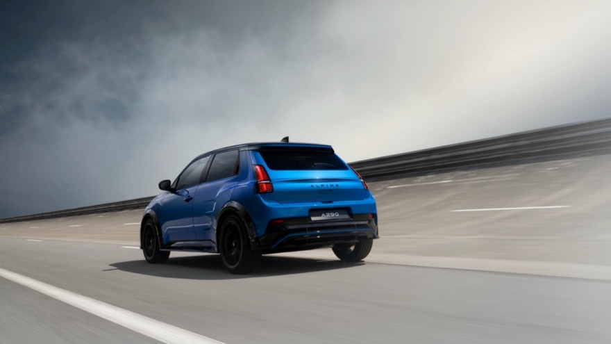 H Alpine δεν ζηλεύει την Porsche