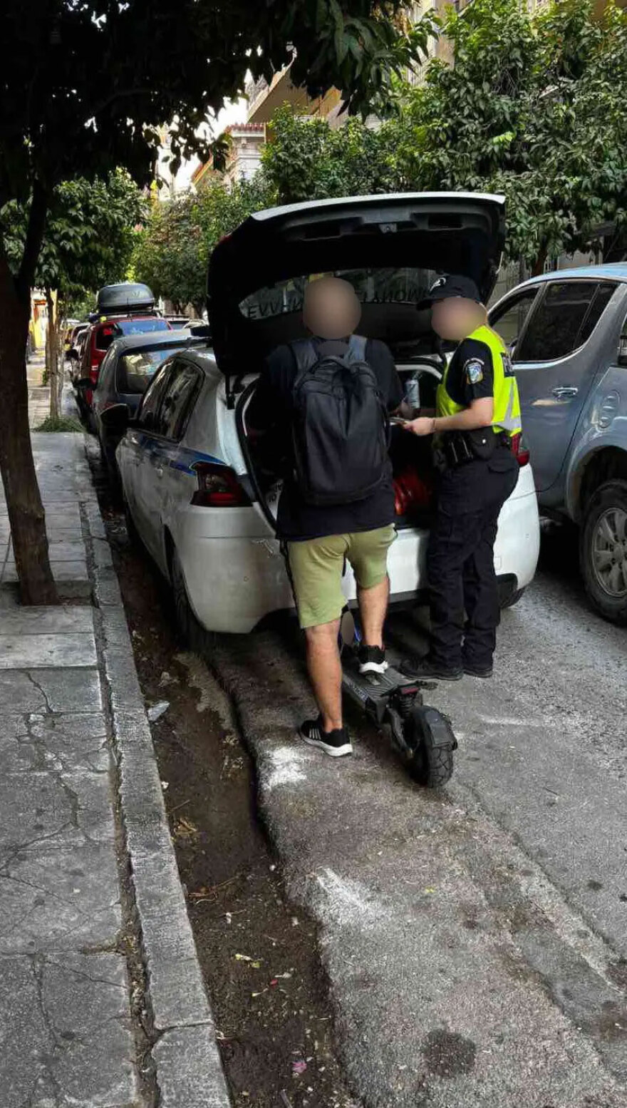 Ηλεκτρικά πατίνια: 115 παραβάσεις σε μία ημέρα στην Αττική, συνελήφθη μεθυσμένος οδηγός  