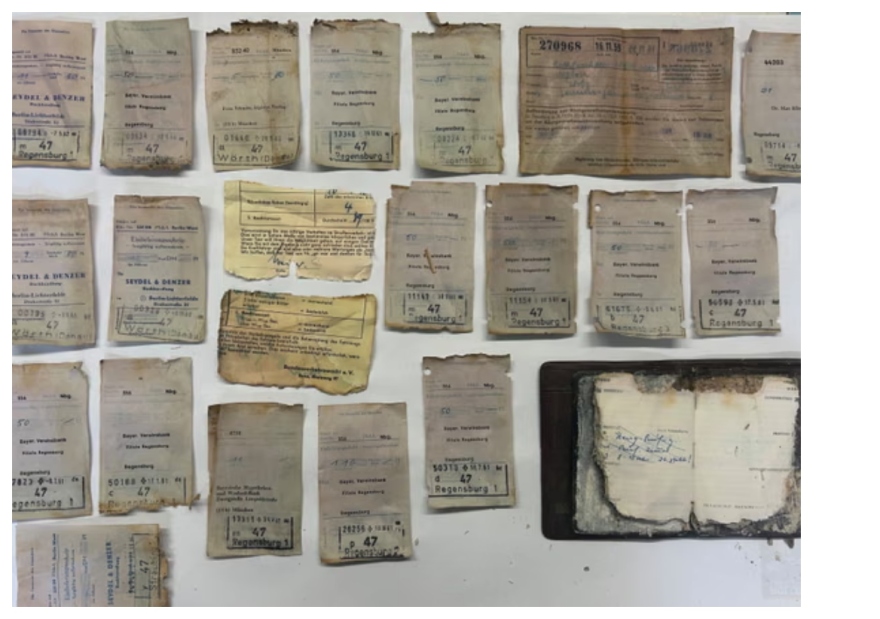 Ορειβάτης ξαναβρήκε σε παγετώνα που λιώνει στην Αυστρία το σακίδιο που έχασε πριν από 60 χρόνια