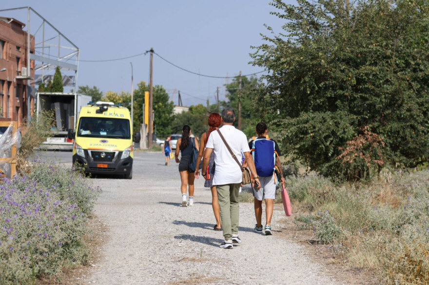 Τρένο παρέσυρε και σκότωσε πεζό στη Λάρισα