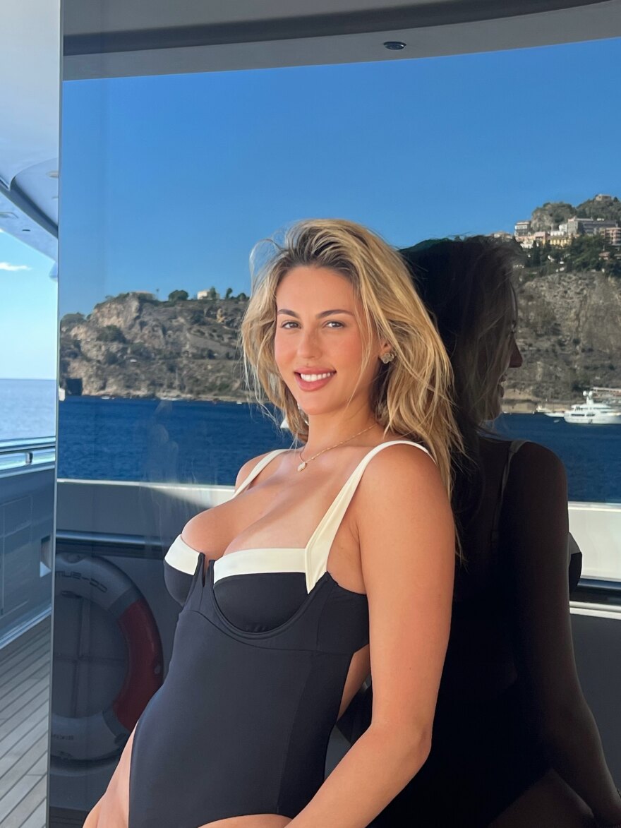 Η κόρη του Σιλβέστερ Σταλόνε και της Τζένιφερ Φλάβιν έγινε 30: Οι ευχές και οι αναρτήσεις στο Instagram