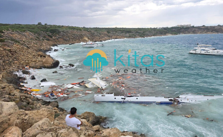 Σφοδρή κακοκαιρία σαρώνει την Κύπρο, κεραυνός χτύπησε 45χρονο