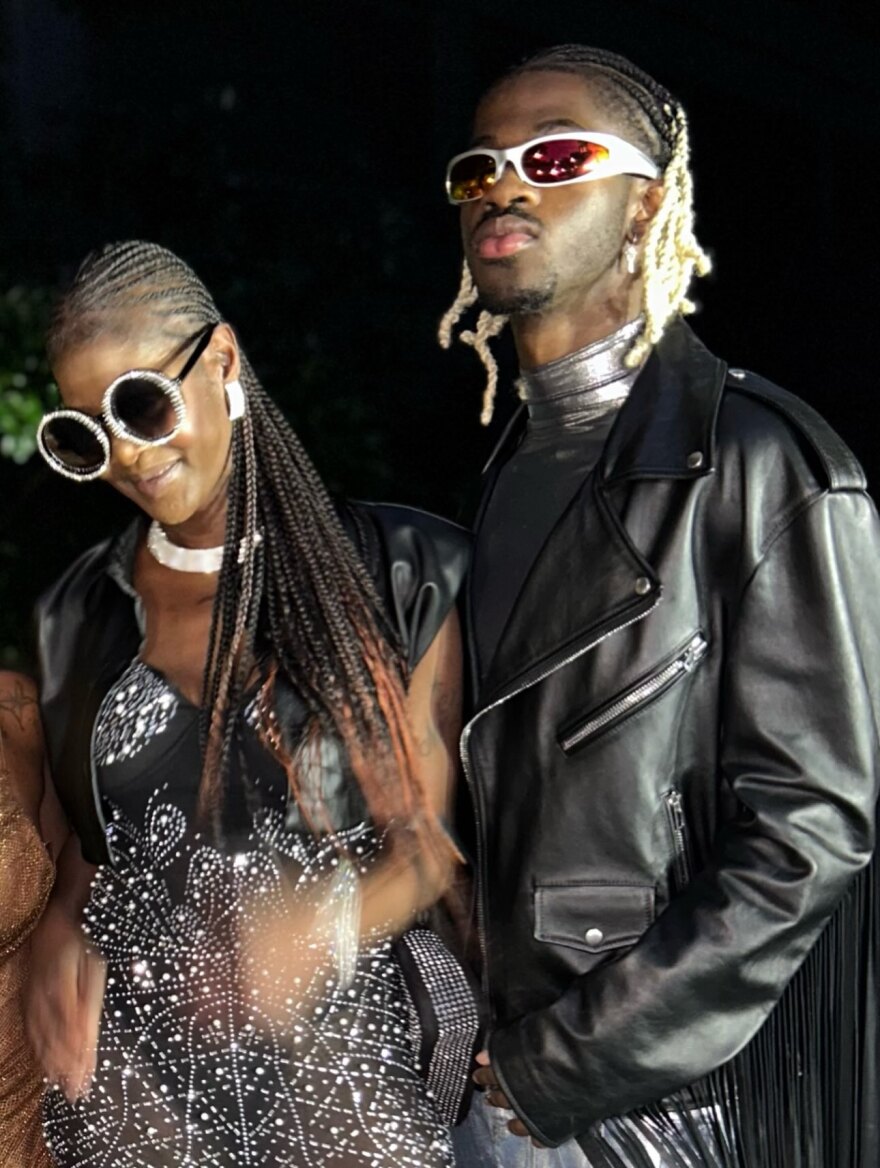 Πέθανε η μητέρα του Lil Nas X: Αυτό θα πονέσει, έγραψε ο ράπερ
