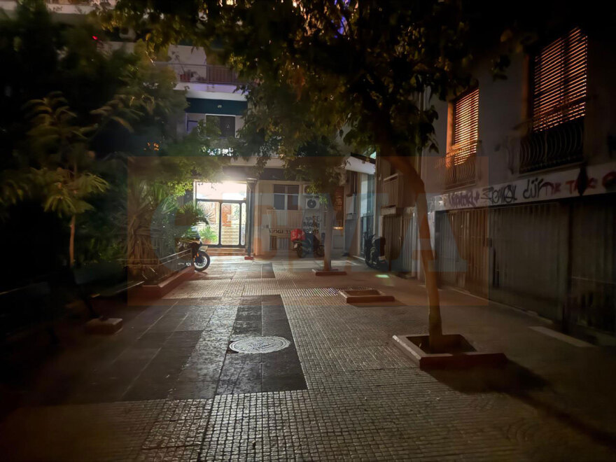 Φρίκη στην Κυψέλη: Βρέθηκε νεκρό βρέφος μέσα σε δοχείο που ήταν κρυμμένο σε βαλίτσα