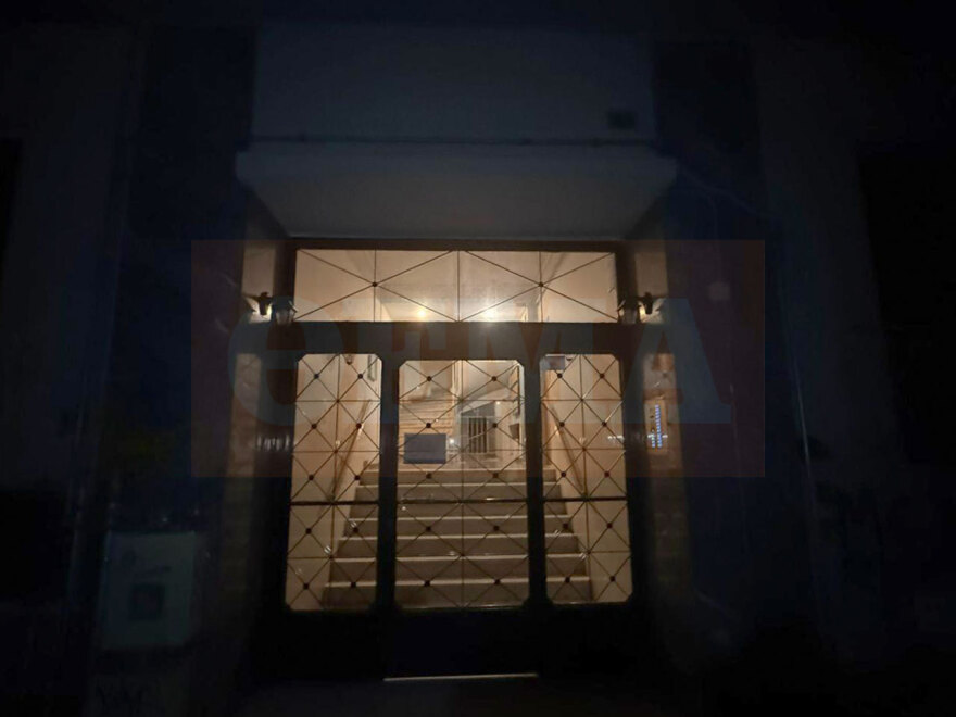 Φρίκη στην Κυψέλη: Βρέθηκε νεκρό βρέφος μέσα σε δοχείο που ήταν κρυμμένο σε βαλίτσα