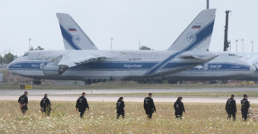 Η νέα ειδική μονάδα του Πούτιν που συντονίζει τις δολιοφθορές στη Δύση: Τα δύο πρόσωπα που «χρησιμοποίησε» για την επίθεση στη Λειψία