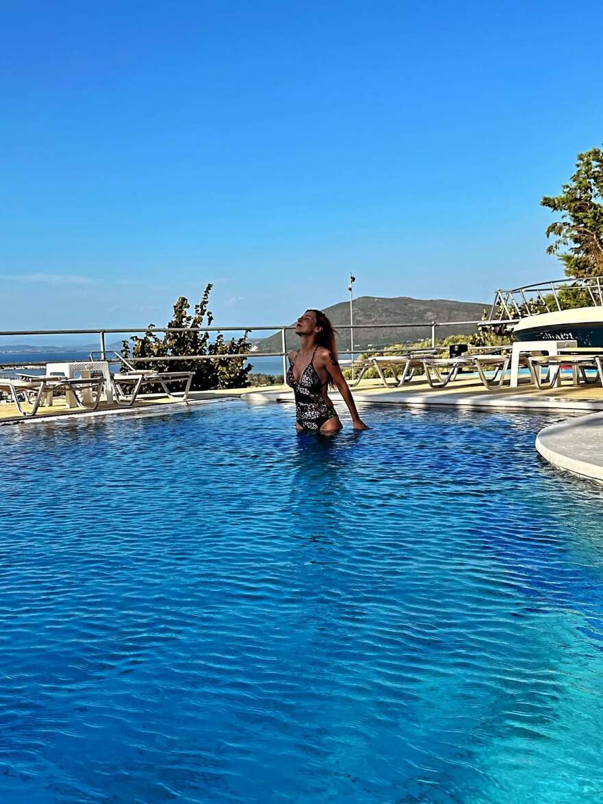 Η Ευρυδίκη θέλει και άλλο καλοκαίρι: «Δεν θέλω πόρτα για χειμώνα», δείτε φωτογραφίες