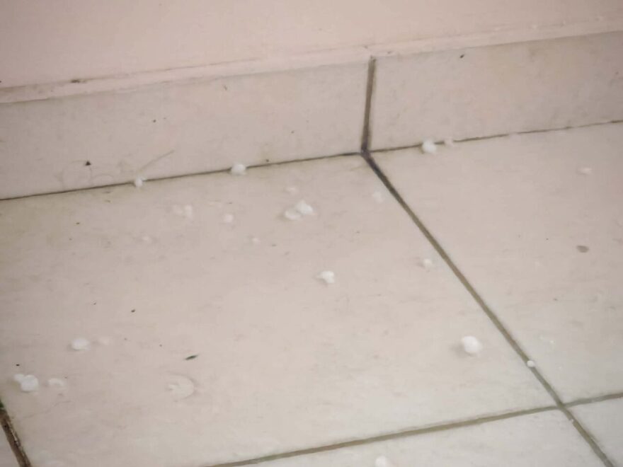 Έντονη χαλαζόπτωση έπληξε το κέντρο του Αγρινίου, πλημμύρισαν δρόμοι, δείτε βίντεο 

