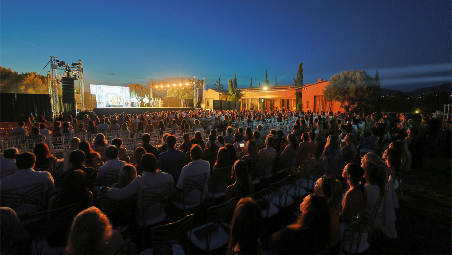 Με μεγάλη επιτυχία πραγματοποιήθηκε το GRAND BALLET GALA στο Nasioutzik Mansion