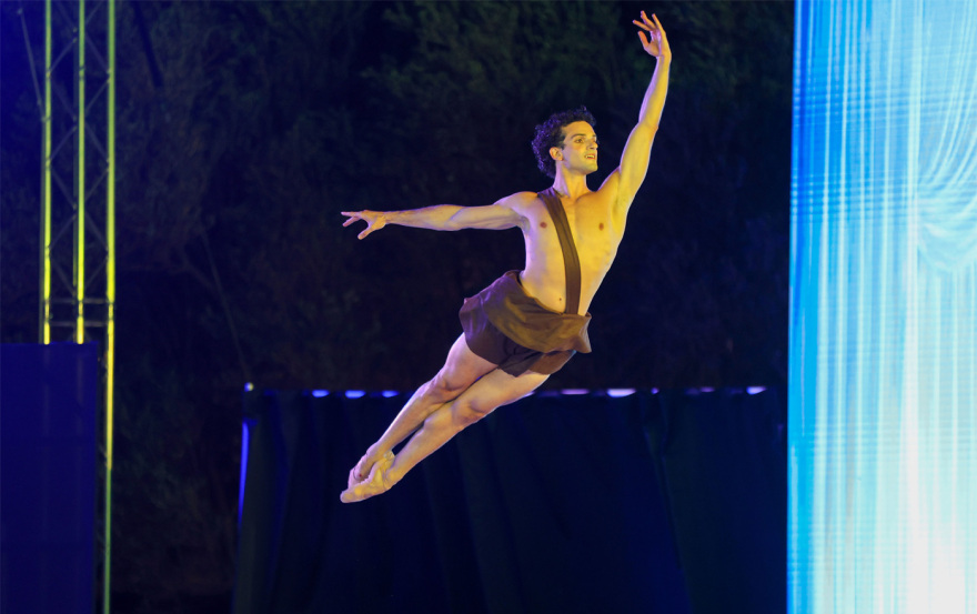 Με μεγάλη επιτυχία πραγματοποιήθηκε το GRAND BALLET GALA στο Nasioutzik Mansion