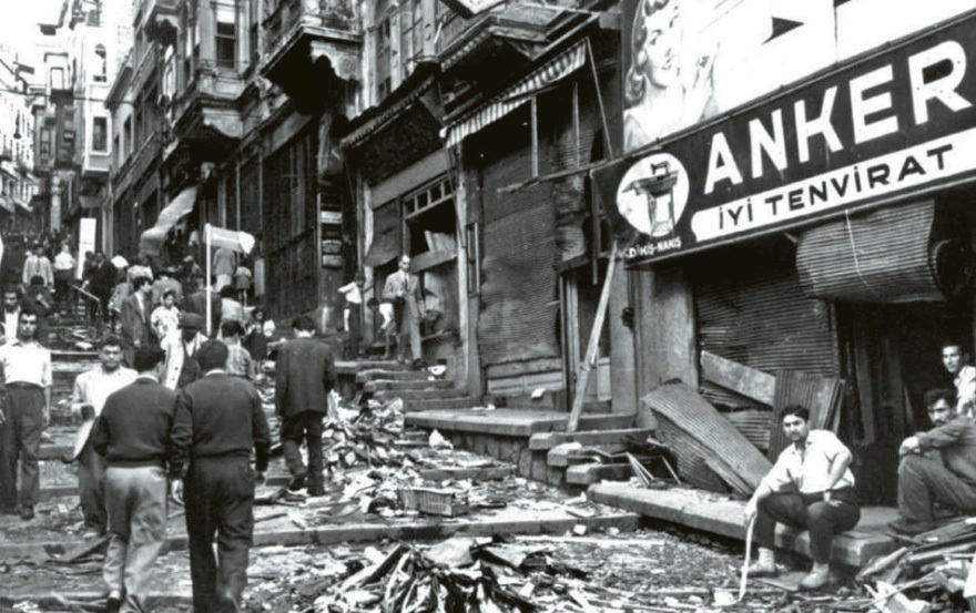 Σεπτεμβριανά 1955: Το χρονικό μιας σχεδιασμένης βαρβαρότητας, οι  9 ώρες τρόμου που σφράγισαν το τέλος του Ελληνισμού της Πόλης