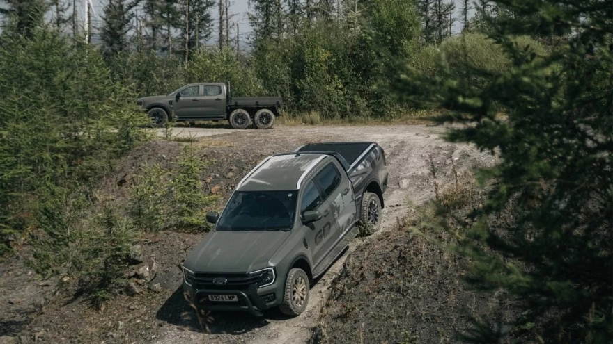 Το Ford Ranger γίνεται εξάτροχο