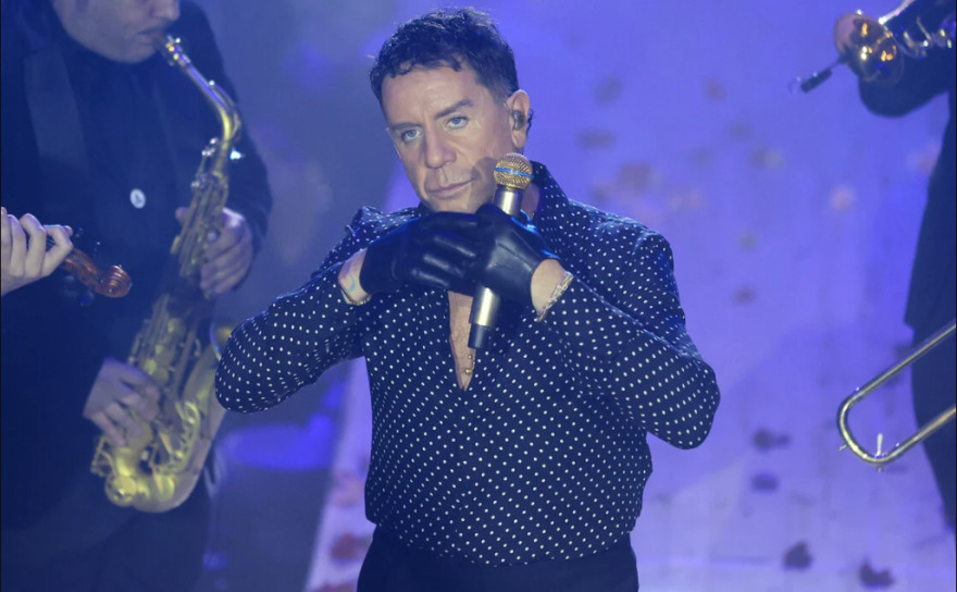 Γιώργος Μαζωνάκης: Το παιδί της νύχτας ανήκει πια μόνο στα όνειρά του
