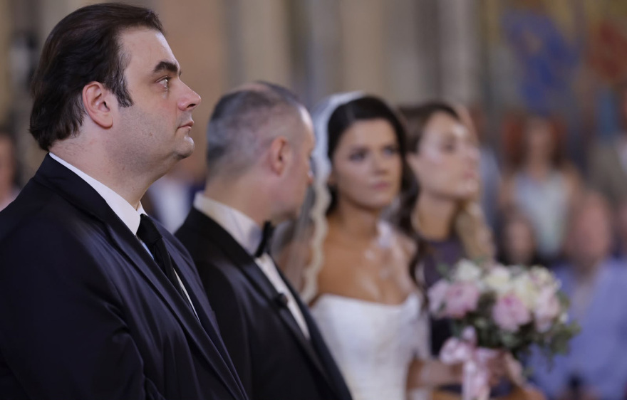 &Omicron; &Kappa;&upsilon;&rho;&iota;ά&kappa;&omicron;&sigmaf; &Pi;&iota;&epsilon;&rho;&rho;&alpha;&kappa;ά&kappa;&eta;&sigmaf; &pi;ά&nu;&tau;&rho;&epsilon;&psi;&epsilon; &tau;&omicron;&nu; &upsilon;&pi;&omicron;&upsilon;&rho;&gamma;ό &Omicron;&iota;&kappa;&omicron;&nu;&omicron;&mu;&iota;&kappa;ώ&nu; &tau;&eta;&sigmaf; &Rho;&omicron;&upsilon;&mu;&alpha;&nu;ί&alpha;&sigmaf;, &delta;&epsilon;ί&tau;&epsilon; &phi;&omega;&tau;&omicron;&gamma;&rho;&alpha;&phi;ί&epsilon;&sigmaf;