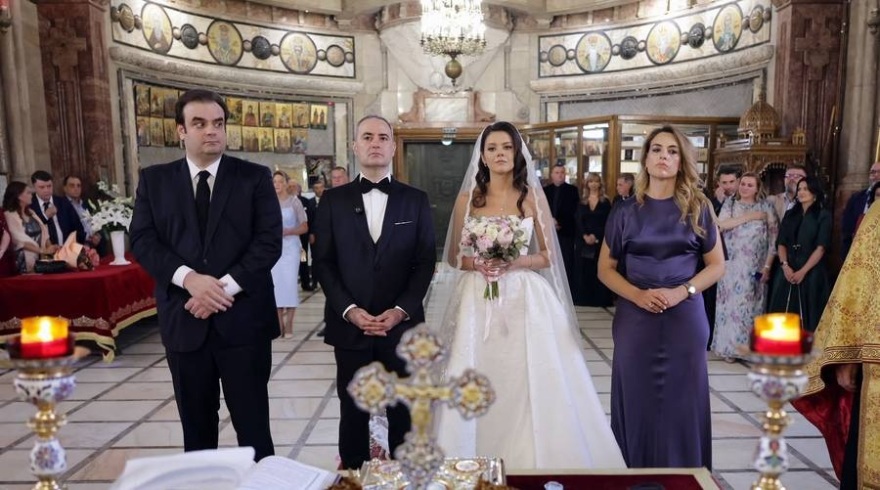 Ο Κυριάκος Πιερρακάκης πάντρεψε τον υπουργό Οικονομικών της Ρουμανίας, δείτε φωτογραφίες
