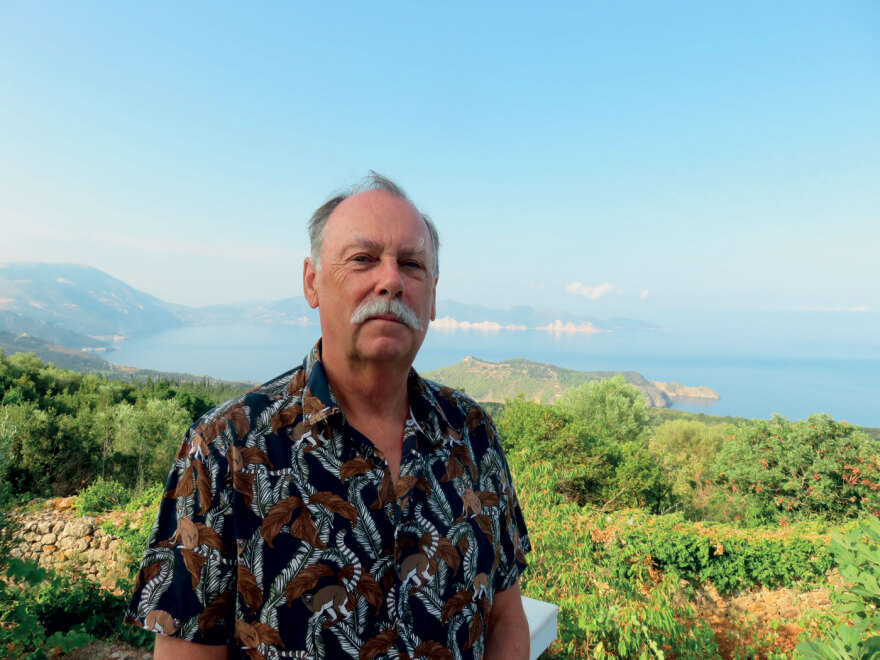 Ρόντρικ Μπίτον: Οι τρεις μεγάλοι έρωτες του Σεφέρη και τα μυστικά που άφησε έξω από τη βιογραφία του