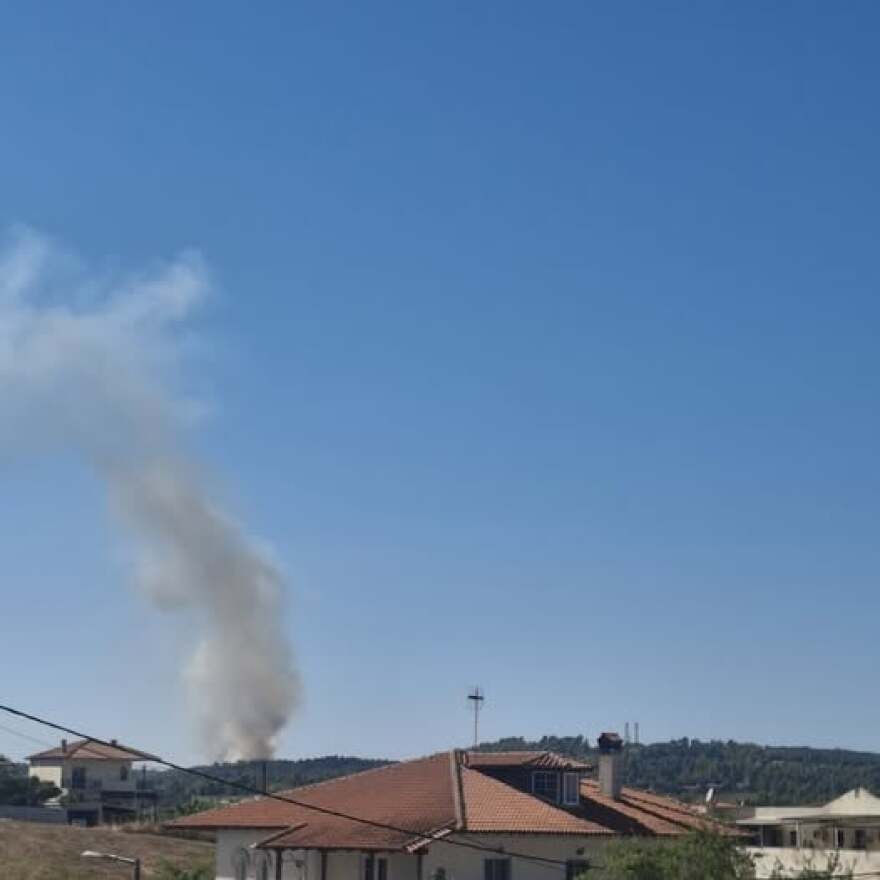 Χωρίς ενεργό μέτωπο η φωτιά σε δάσος στην Ελάνη Κασσάνδρας Χαλκιδικής, ήχησε 112 για ετοιμότητα, βίντεο