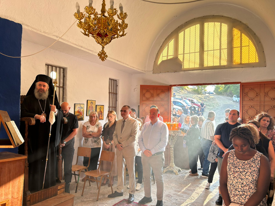 Η Ύψωσις του Τιμίου Σταυρού, τι προβλέπει η αυστηρή νηστεία της 14ης Σεπτεμβρίου