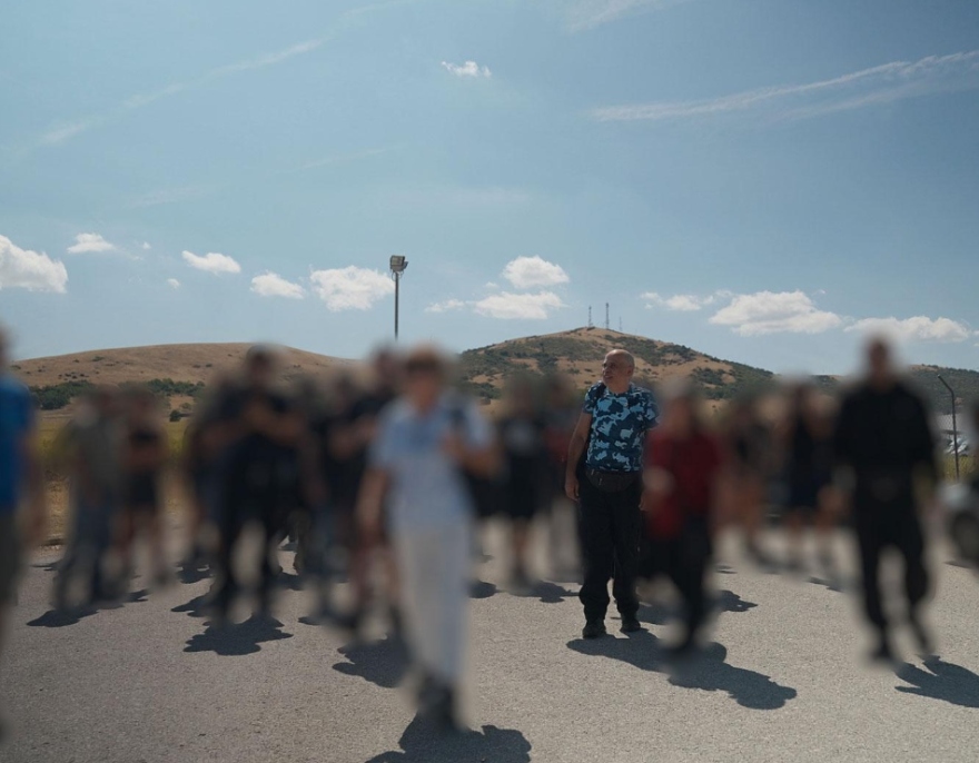 Εκτός φυλακής ο Νίκος Μαζιώτης, οι πρώτες εικόνες από την έξοδό του από τον Δομοκό