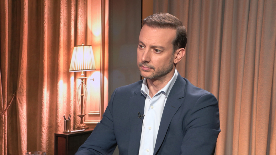 Πρόεδρος ΕΟΦ για Μαζωνάκη: Κομπογιαννίτης όποιος μιλά για κβαντική ιατρική - Ανεβάζουν τις τιμές σε αμφιλεγόμενες θεραπείες για να φαίνονται premium
