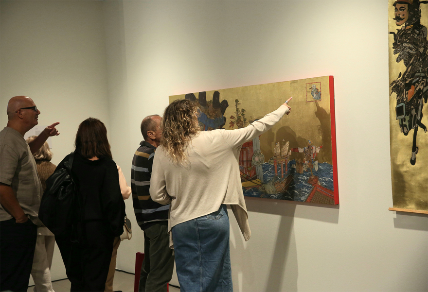 «Συναστρία»: Εικαστικά και ποίηση συναντώνται στην Εθνική Βιβλιοθήκη, η συγκινητική παρουσία του Τίτου Πατρίκιου